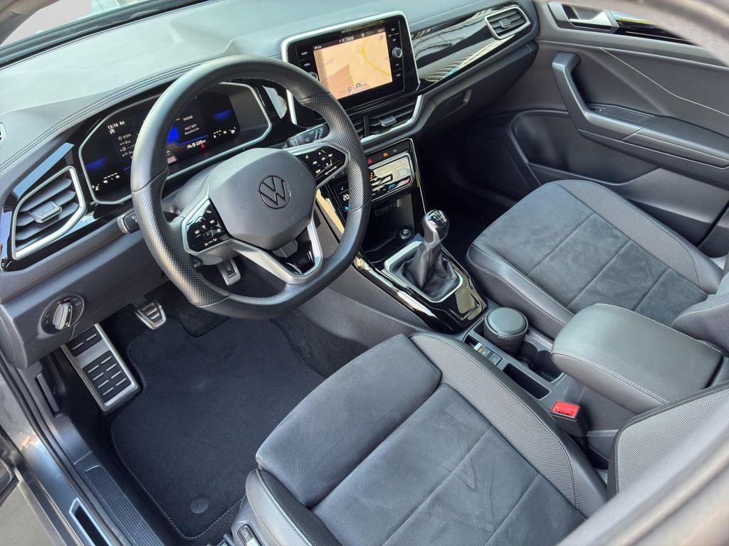 Volkswagen T-Roc 2022 г. Серый, пробег 26083 км