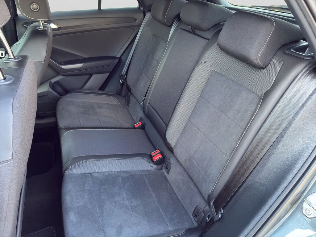Volkswagen T-Roc 2022 г. Серый, пробег 26083 км