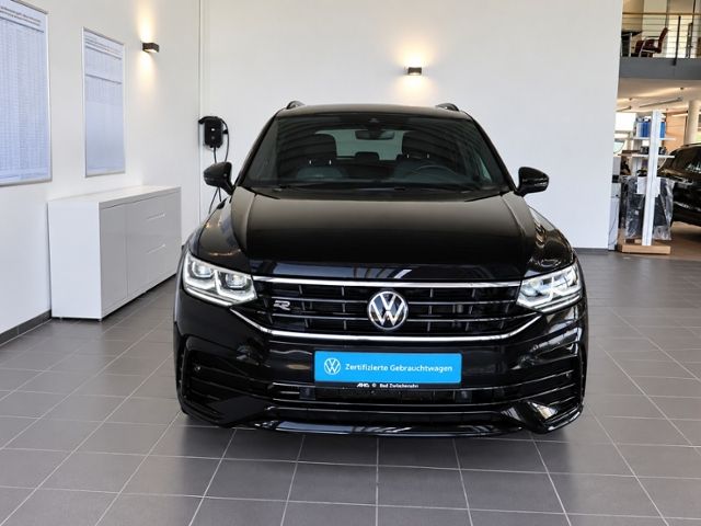 Volkswagen Tiguan 2022 г. Чёрный, пробег 44624 км