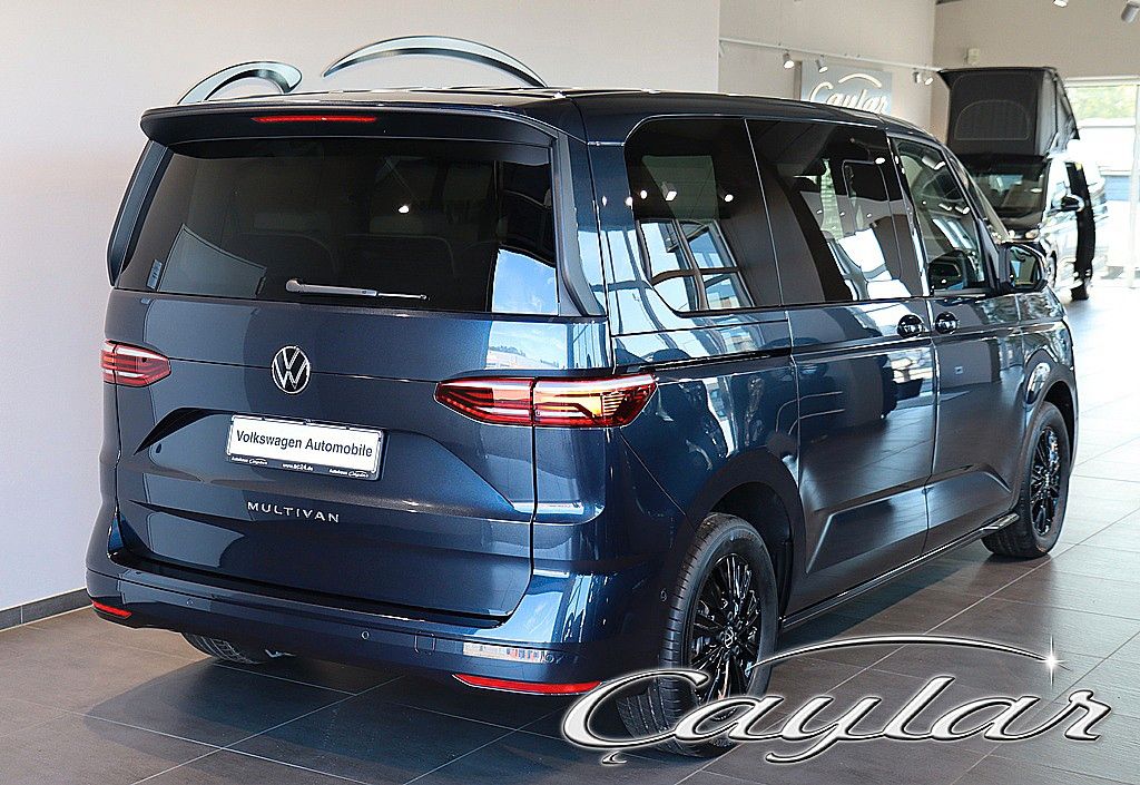 Volkswagen T7 MULTIVAN 2025 г. Синий, пробег 15877 км
