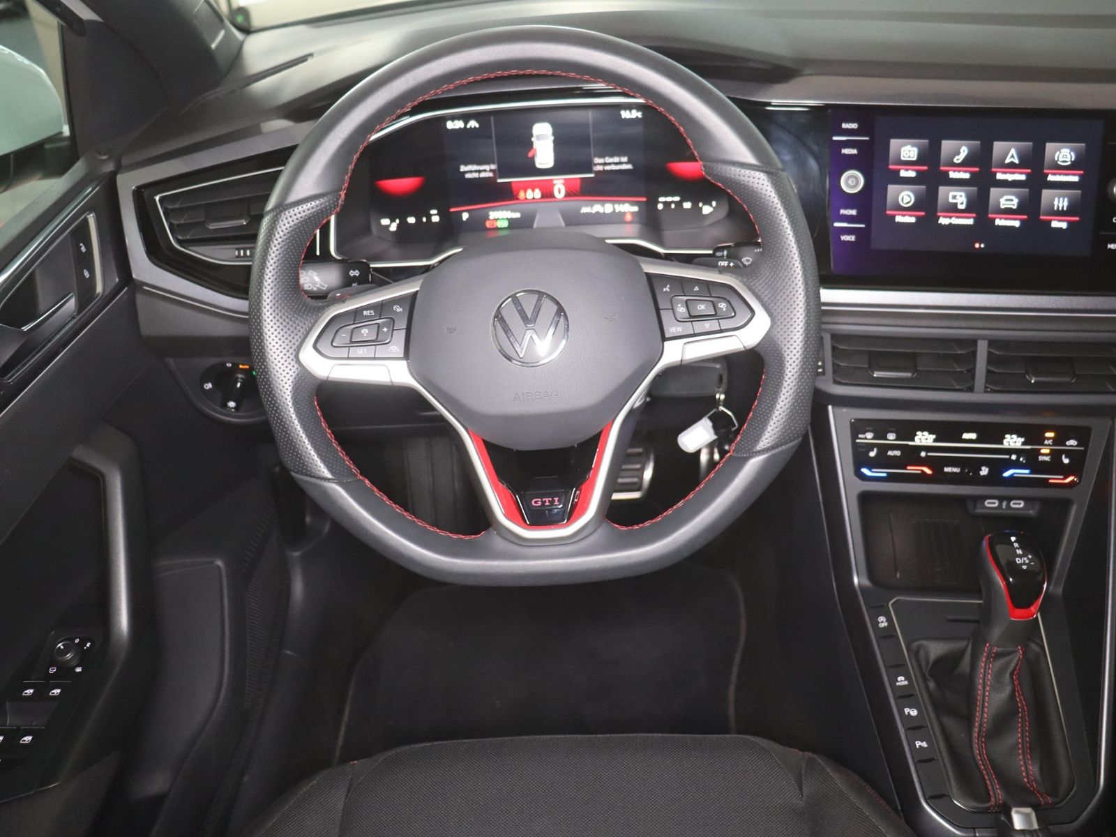 Volkswagen Polo 2025 г. Белый, пробег 29831 км