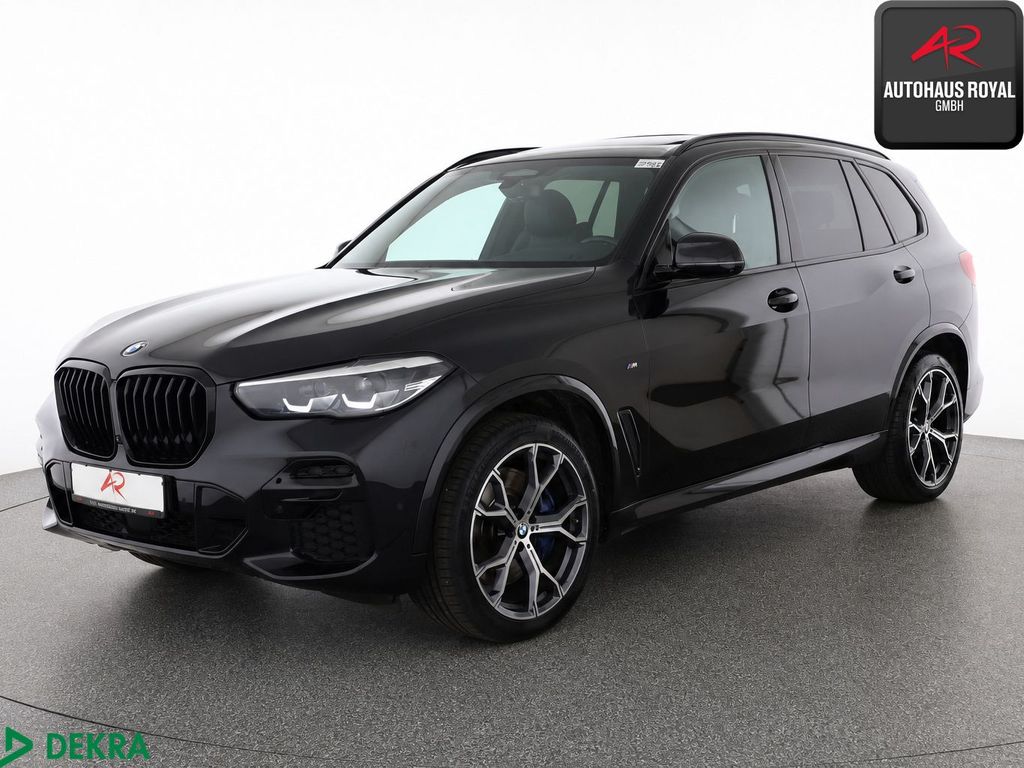 BMW X5 2023 г. Чёрный, пробег 49998 км