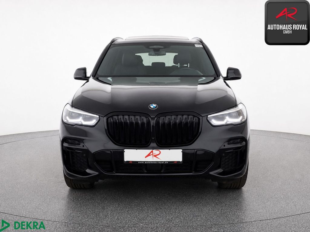 BMW X5 2023 г. Чёрный, пробег 49998 км