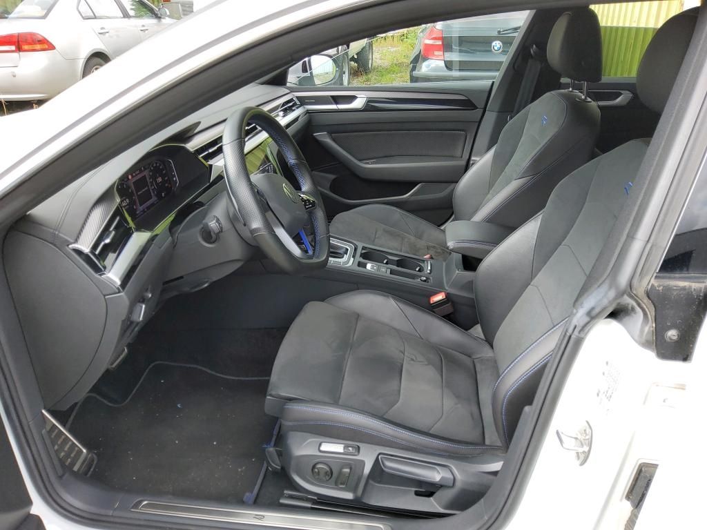 Volkswagen Arteon 2022 г. Белый, пробег 35997 км
