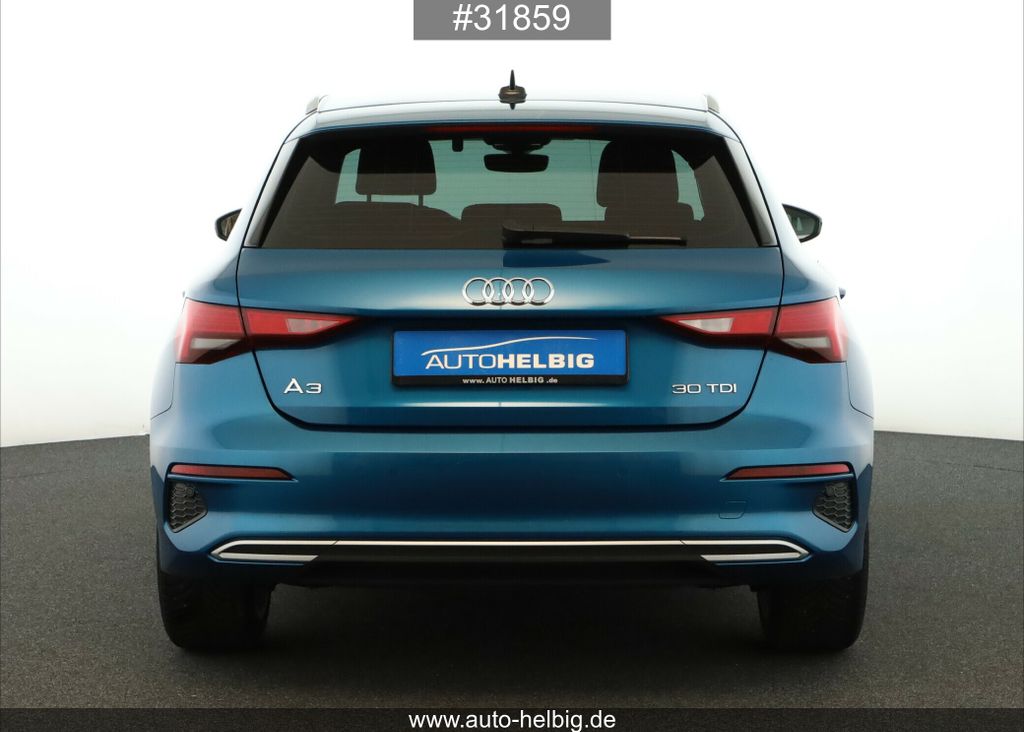 Audi A3 2023 г. Синий, пробег 53700 км