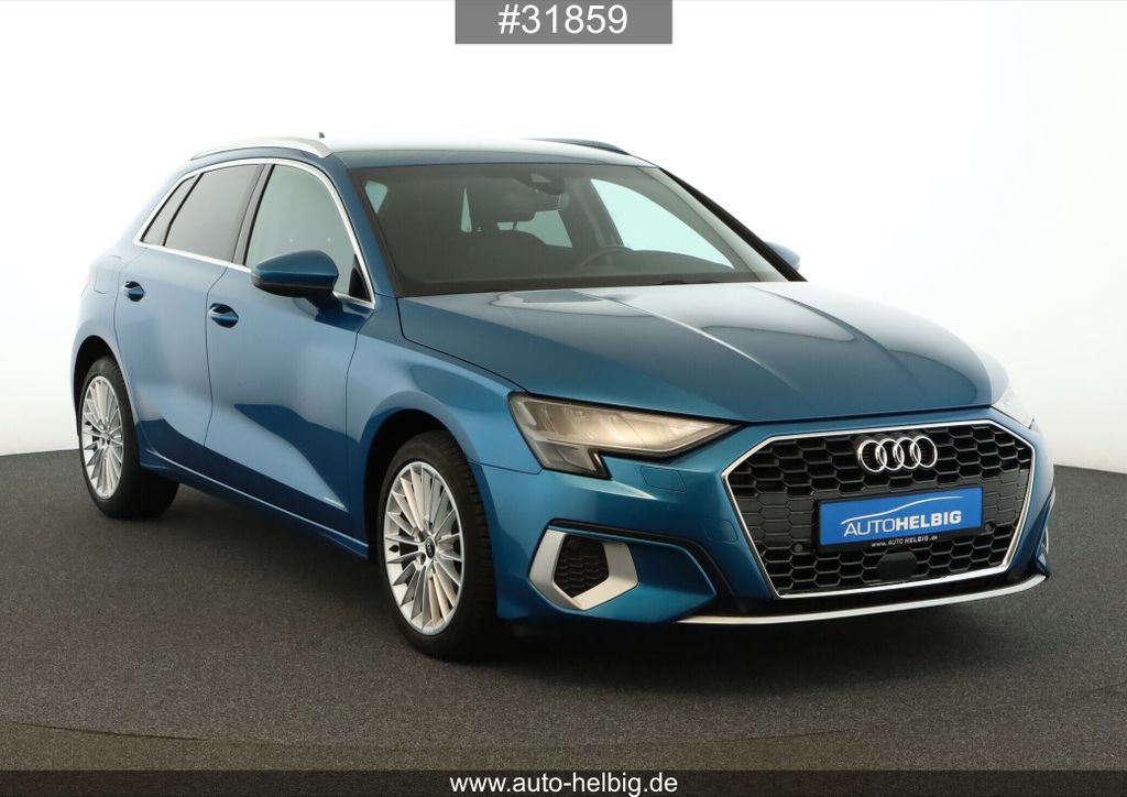 Audi A3 2023 г. Синий, пробег 53700 км