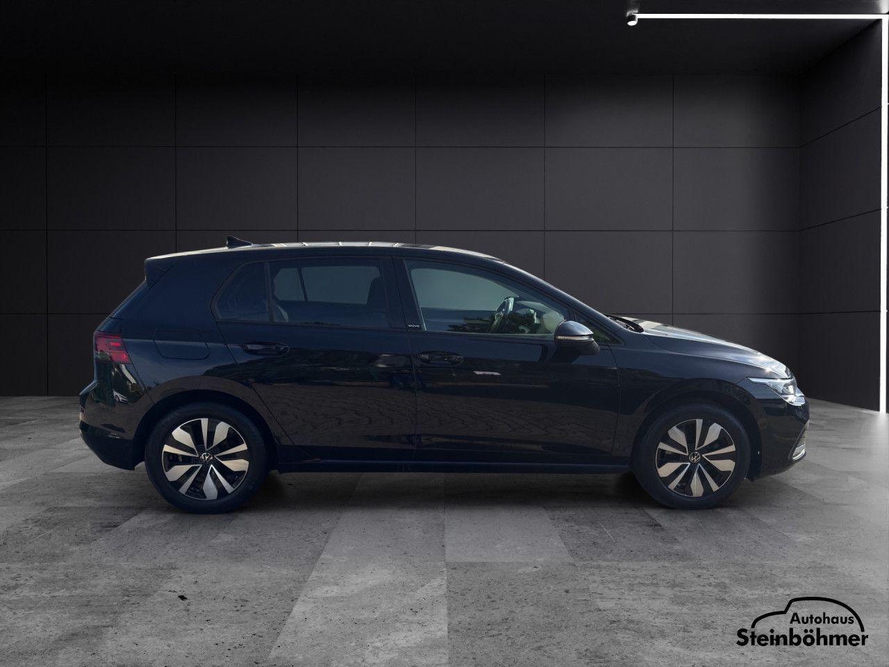 Volkswagen Golf 2023 г. Чёрный, пробег 53624 км