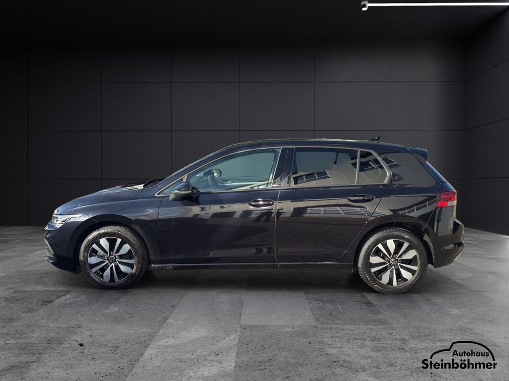 Volkswagen Golf 2023 г. Чёрный, пробег 53624 км