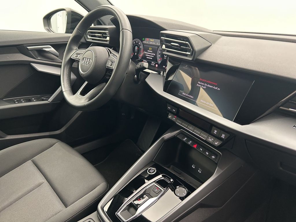 Audi A3 2024 г. Чёрный, пробег 33055 км