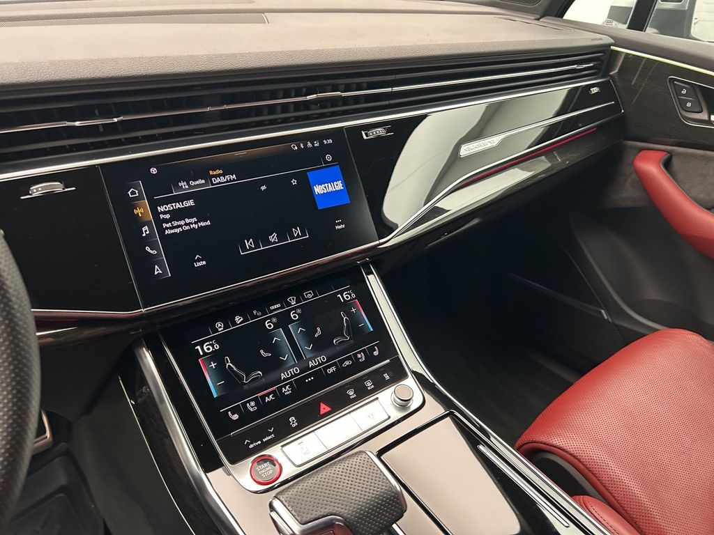 Audi SQ7 2022 г. Серебристый, пробег 41570 км