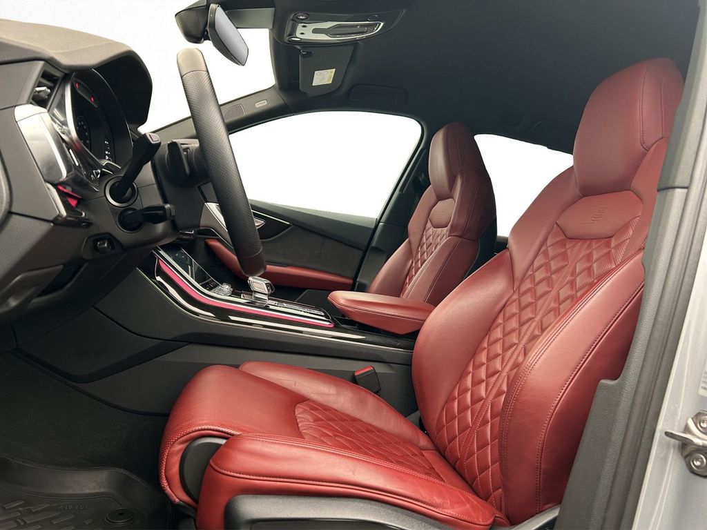 Audi SQ7 2022 г. Серебристый, пробег 41570 км
