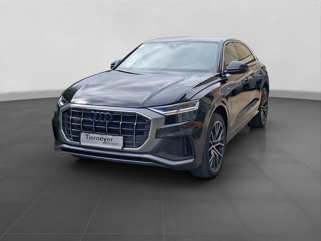 Audi Q8 2023 г. Чёрный, пробег 38736 км