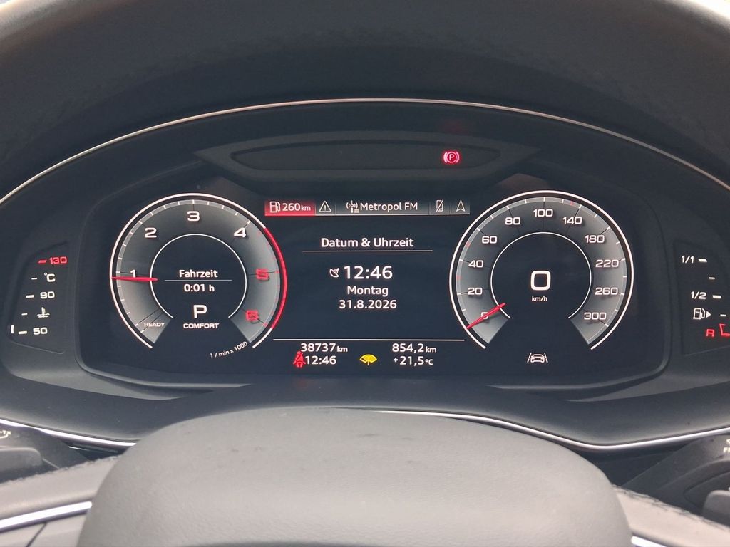 Audi Q8 2023 г. Чёрный, пробег 38736 км