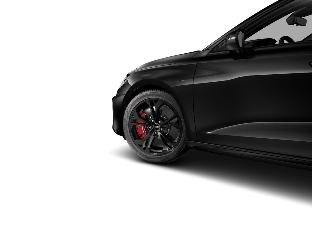 Audi S3 2025 г. Чёрный, пробег 36550 км