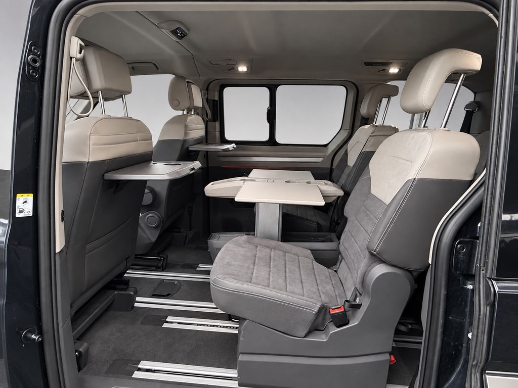 Volkswagen T7 MULTIVAN 2025 г. Серый, пробег 53900 км