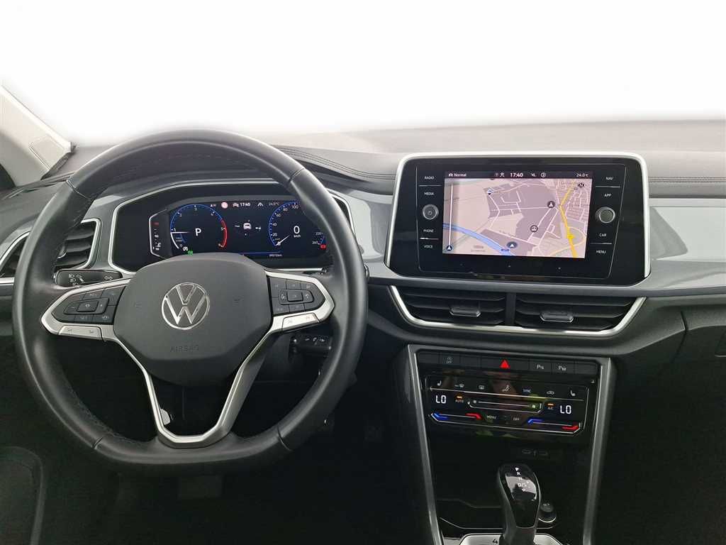 Volkswagen T-Roc 2023 г. Серебристый, пробег 39008 км