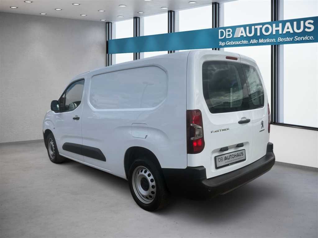 Peugeot Partner 2021 г. Белый, пробег 55161 км