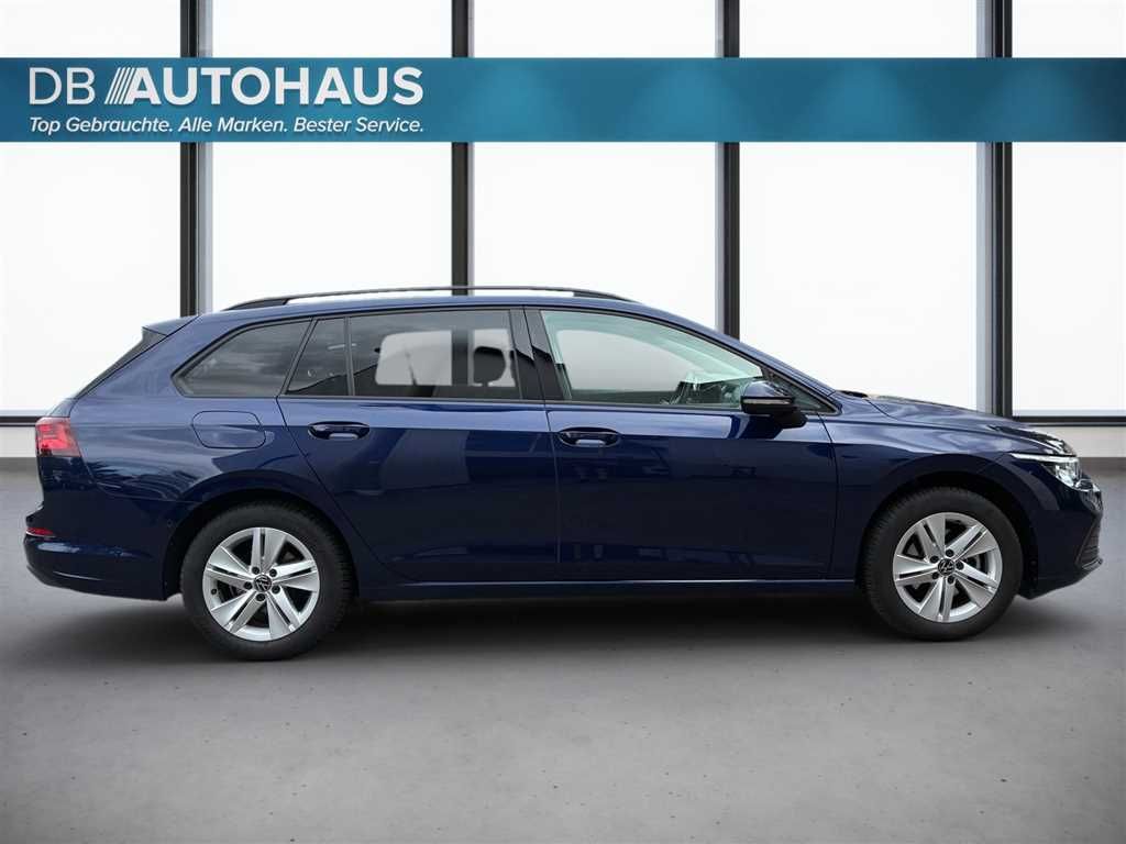 Volkswagen Golf 2024 г. Синий, пробег 40277 км