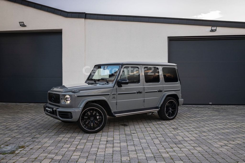 Mercedes-Benz G 63 AMG 2023 г. Серый, пробег 54900 км