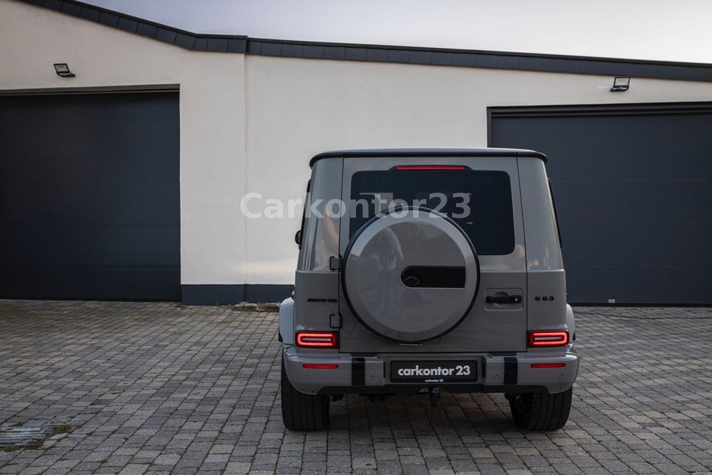 Mercedes-Benz G 63 AMG 2023 г. Серый, пробег 54900 км