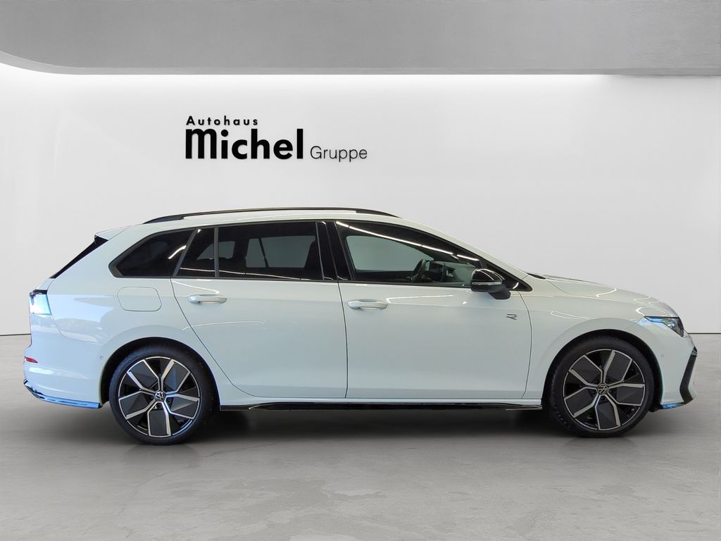 Volkswagen Golf 2025 г. Белый, пробег 26200 км