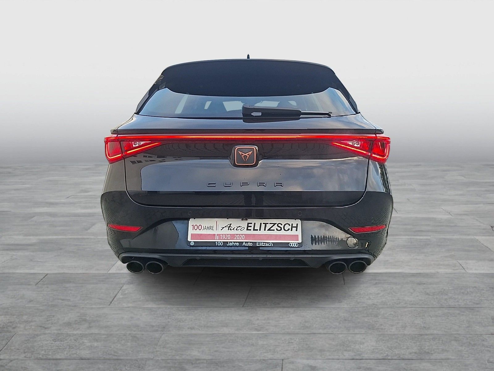 Cupra Leon 2022 г. Чёрный, пробег 42000 км