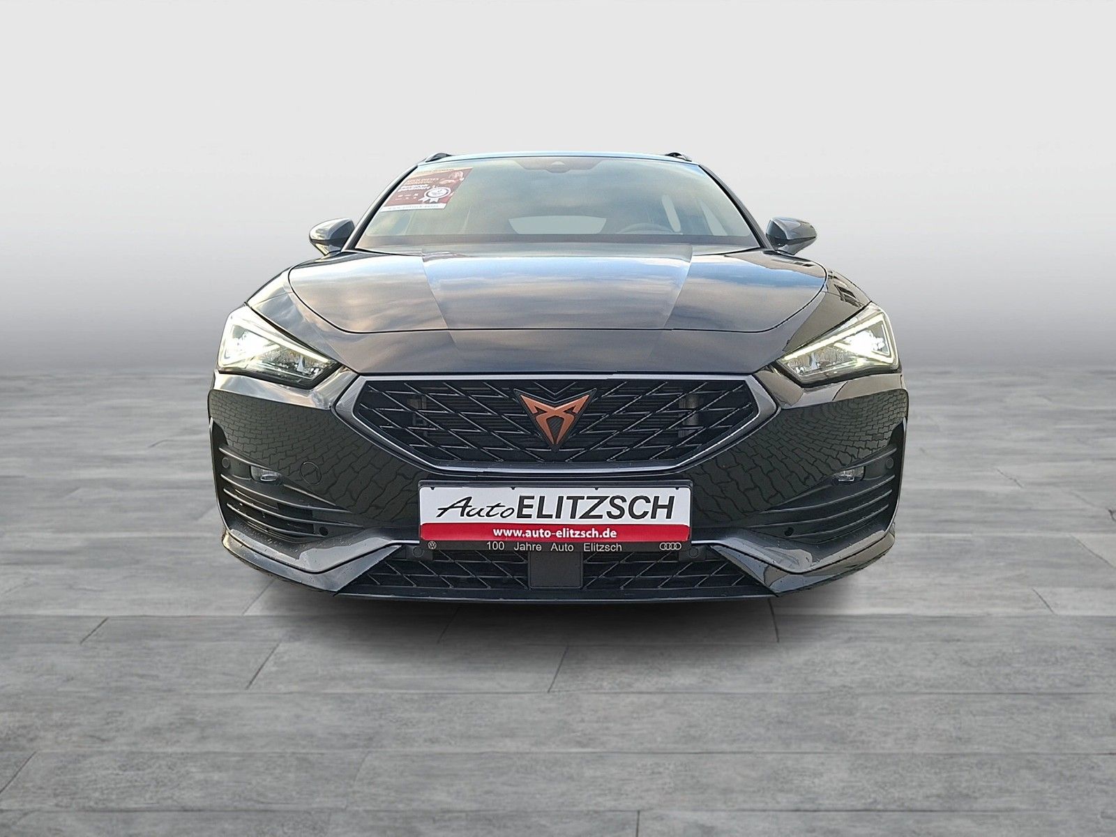 Cupra Leon 2022 г. Чёрный, пробег 42000 км