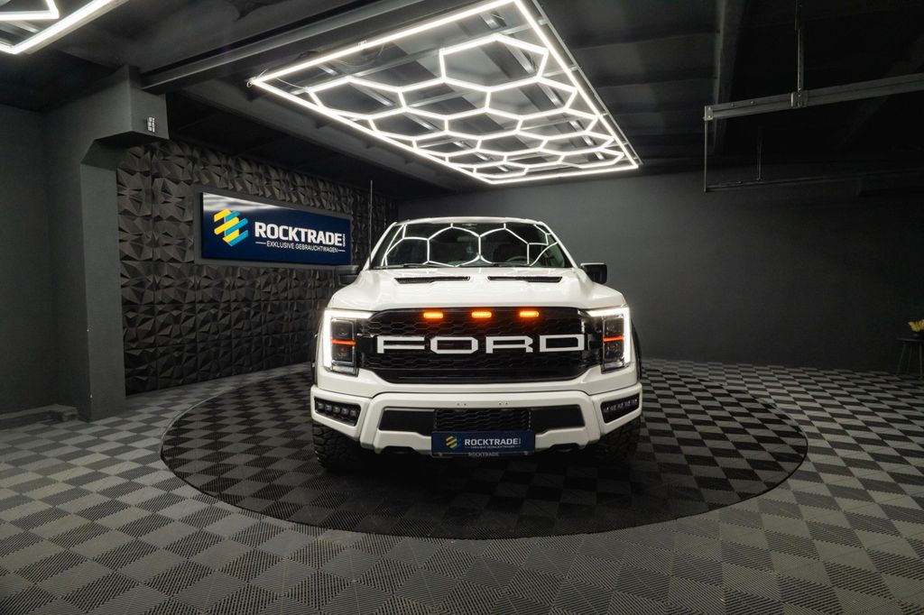 Ford F 150 2024 г. Белый, пробег 59380 км