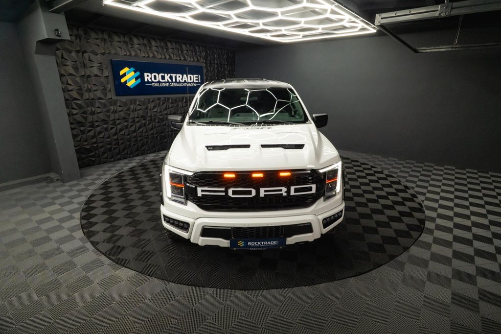 Ford F 150 2024 г. Белый, пробег 59380 км