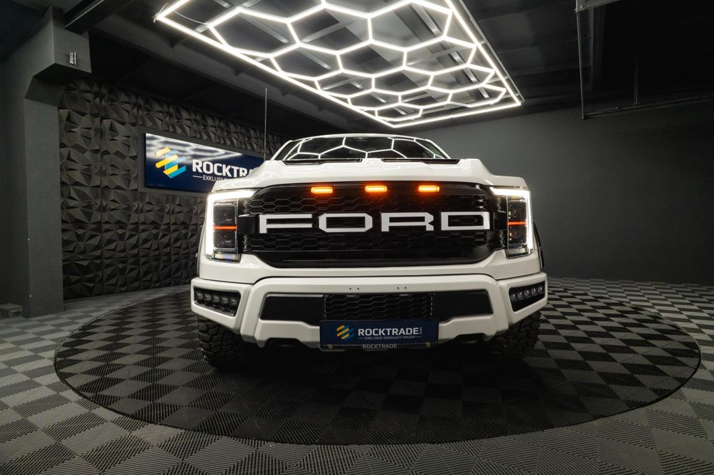 Ford F 150 2024 г. Белый, пробег 59380 км