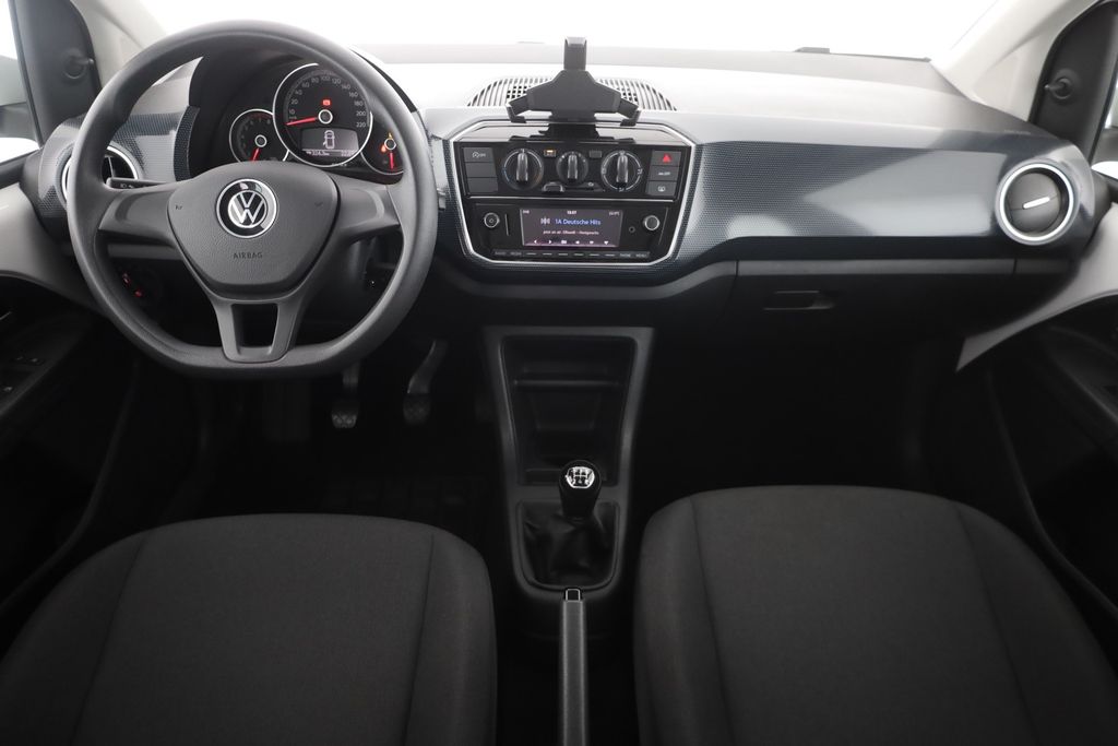 Volkswagen up! 2022 г. Белый, пробег 19329 км