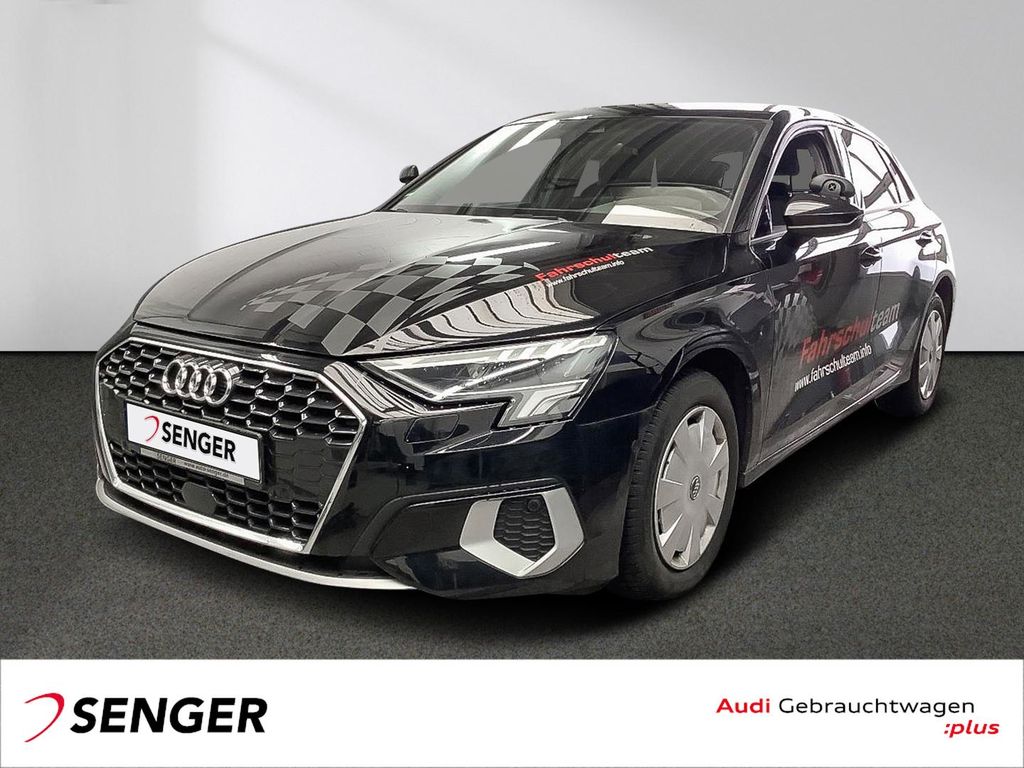 Audi A3 2023 г. Чёрный, пробег 49442 км