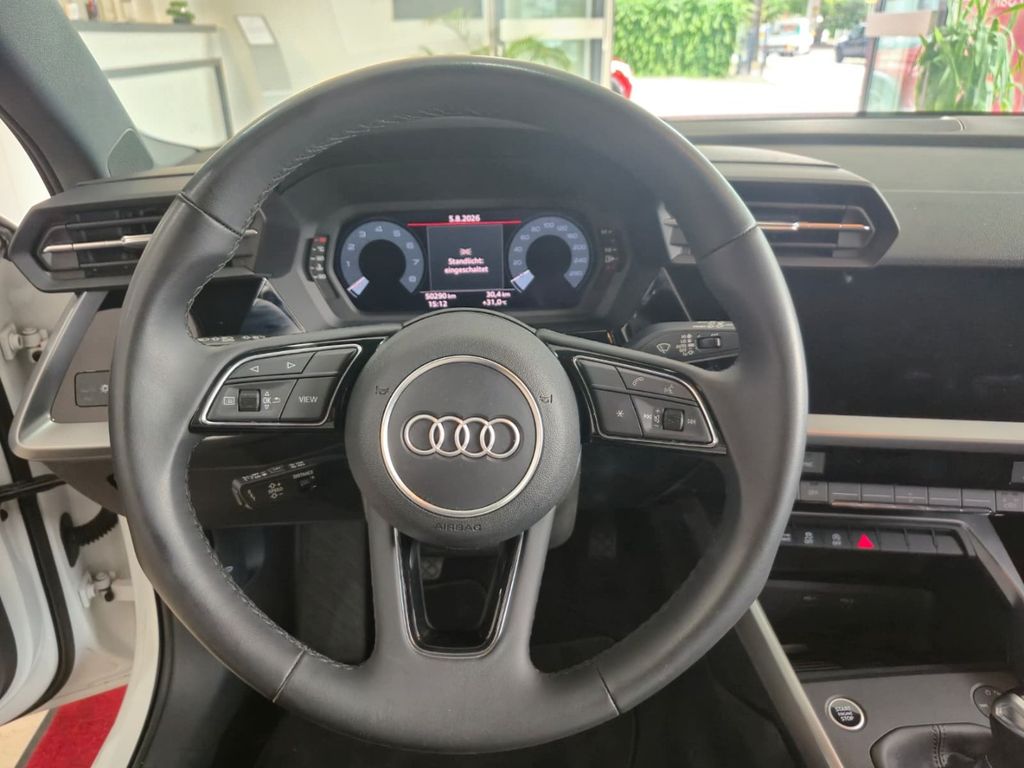 Audi A3 2023 г. Белый, пробег 49989 км