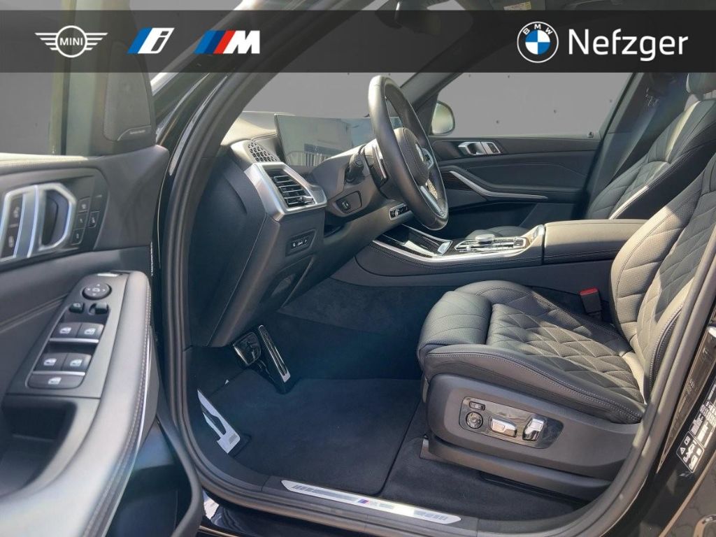 BMW X5 2023 г. Чёрный, пробег 37400 км