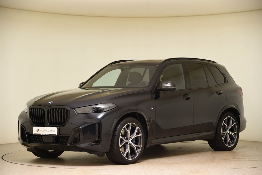 BMW X5 2025 г. Чёрный, пробег 37500 км
