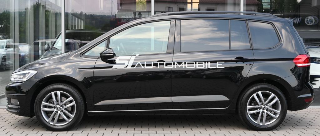 Volkswagen Touran 2025 г. Чёрный, пробег 29900 км