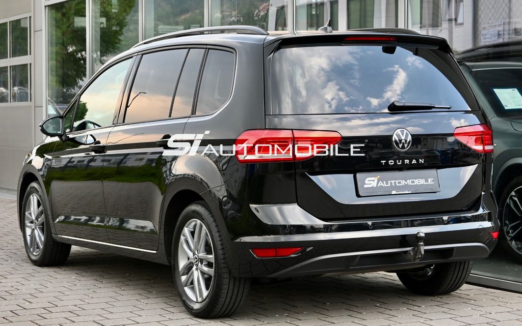Volkswagen Touran 2025 г. Чёрный, пробег 29900 км
