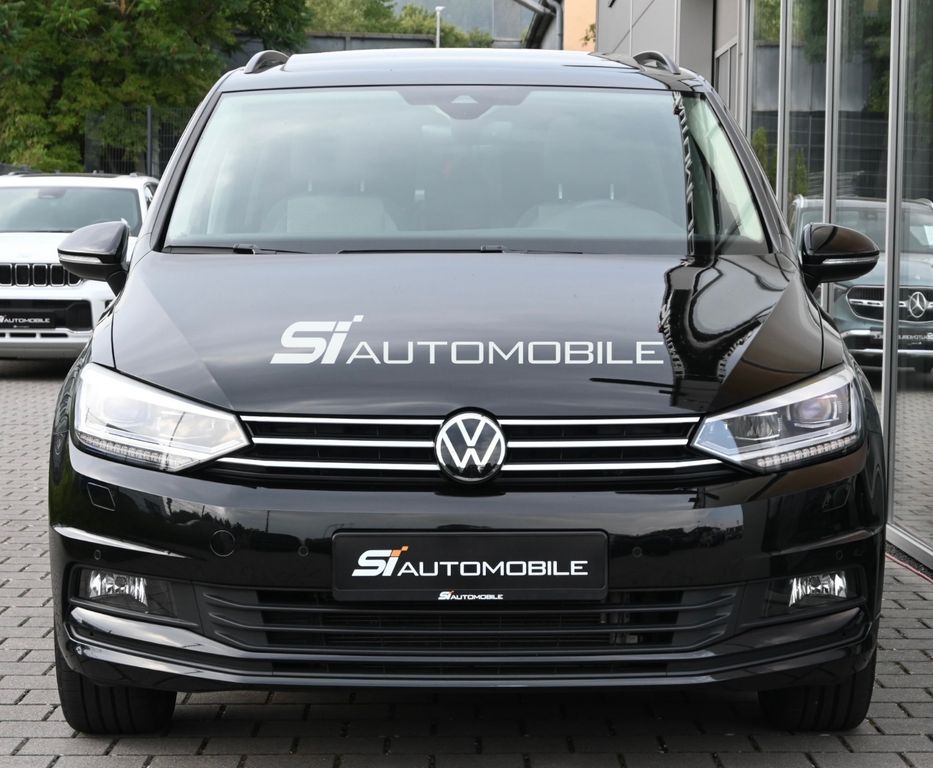 Volkswagen Touran 2025 г. Чёрный, пробег 29900 км