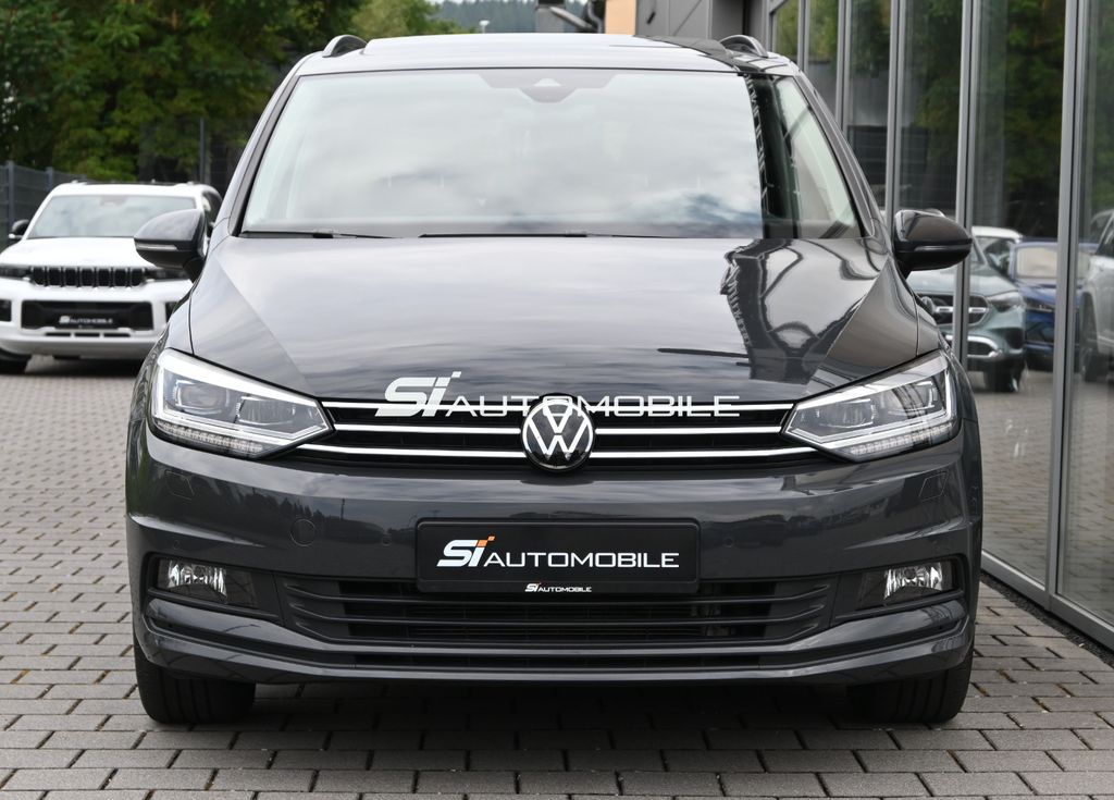 Volkswagen Touran 2025 г. Серый, пробег 32000 км