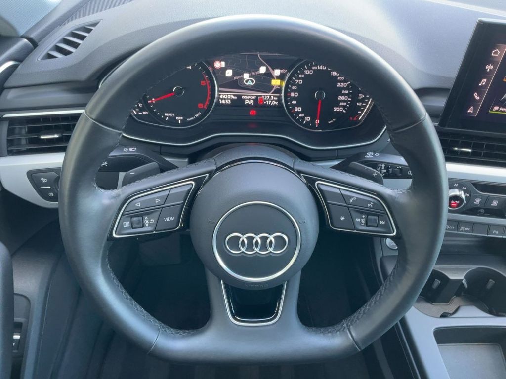 Audi A4 allroad 2023 г. Чёрный, пробег 49206 км
