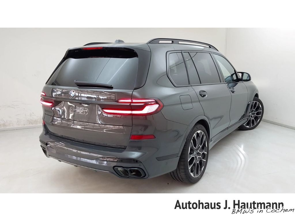 BMW X7 M60 2024 г. Серый, пробег 48600 км