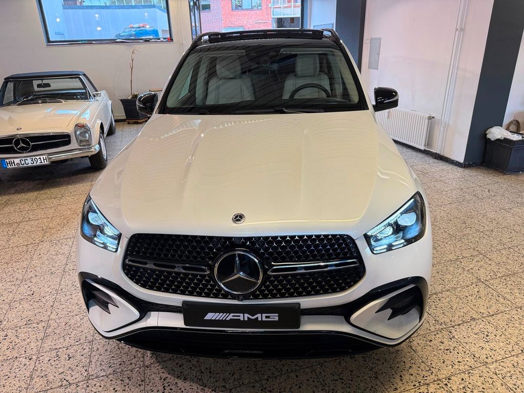 Mercedes-Benz GLE 300 2023 г. Белый, пробег 29419 км
