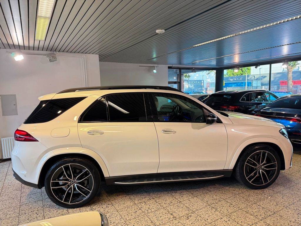 Mercedes-Benz GLE 300 2023 г. Белый, пробег 29419 км