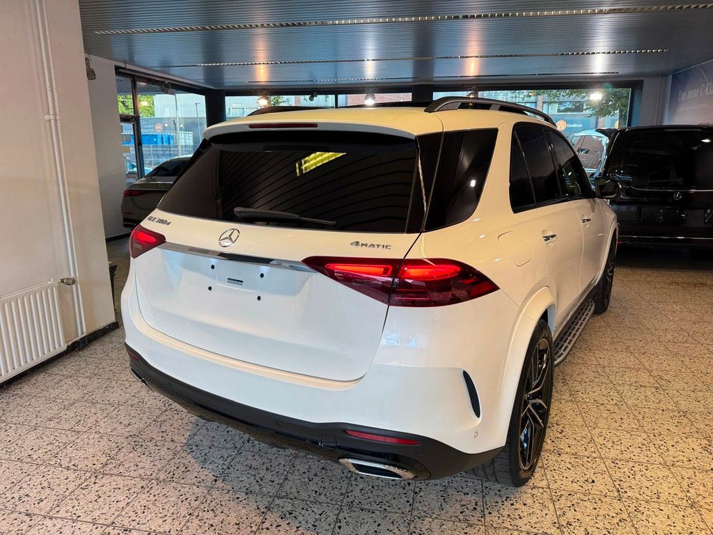 Mercedes-Benz GLE 300 2023 г. Белый, пробег 29419 км