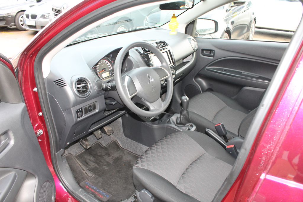Mitsubishi Space Star 2023 г. Красный, пробег 42419 км