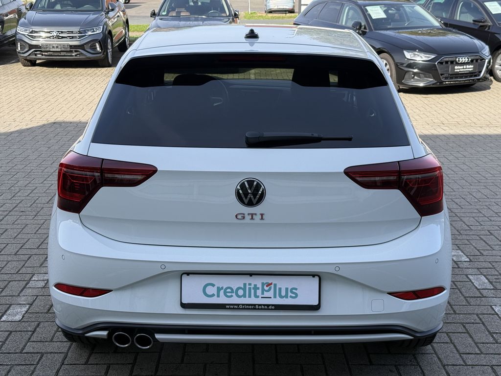 Volkswagen Polo 2025 г. Белый, пробег 15165 км