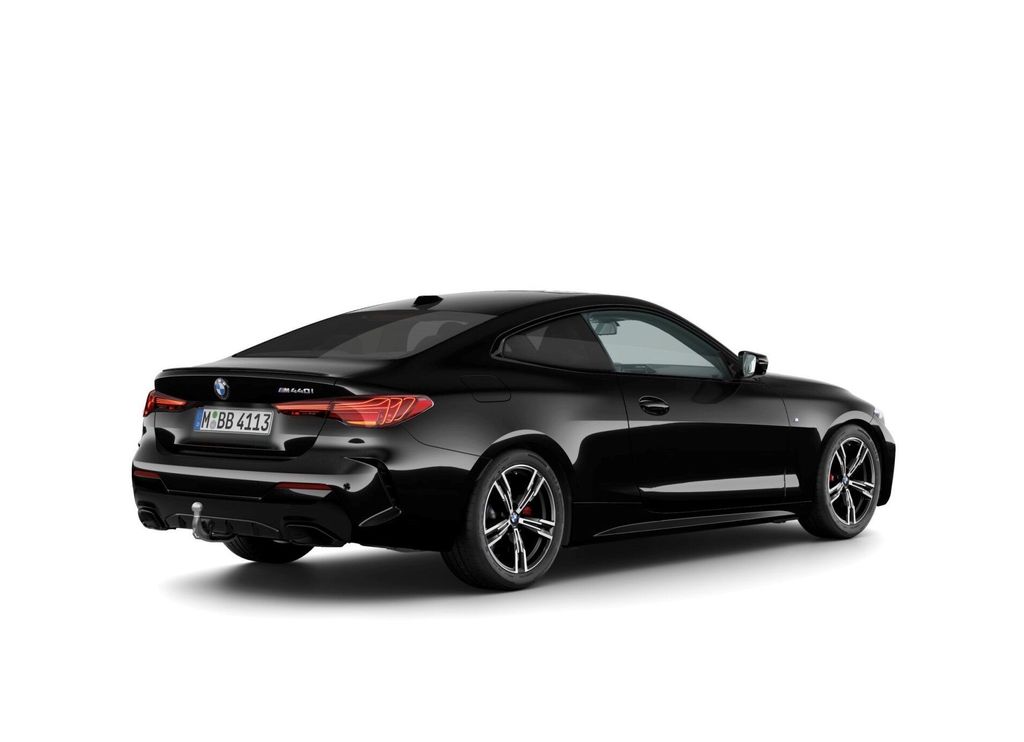 BMW M440 2025 г. Чёрный, пробег 5455 км