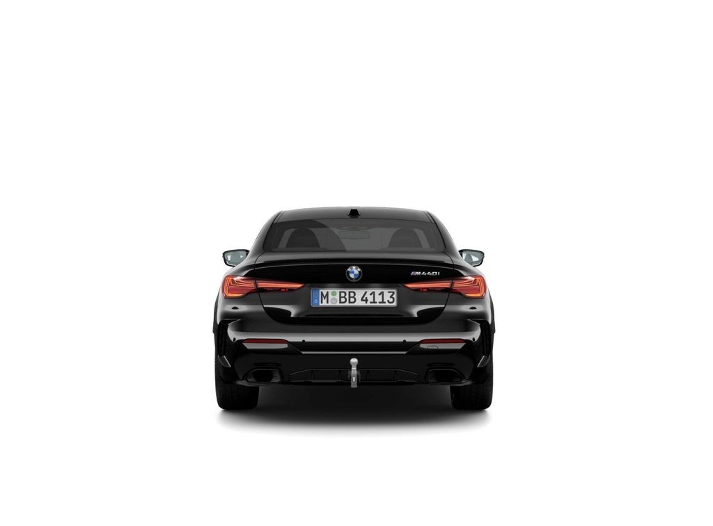 BMW M440 2025 г. Чёрный, пробег 5455 км