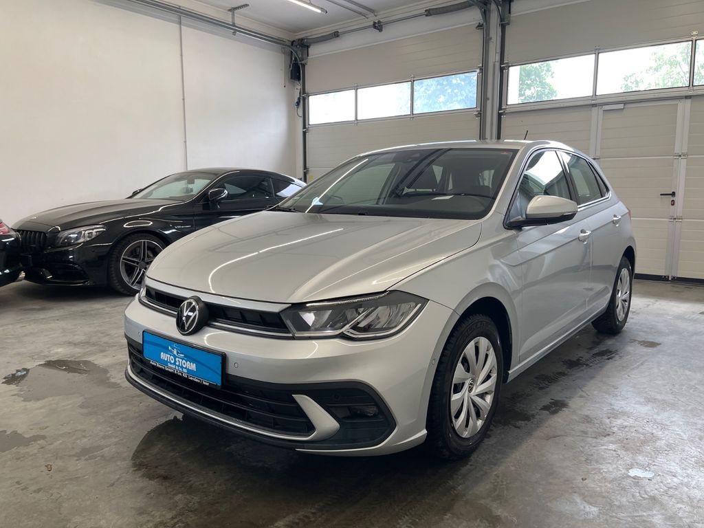 Volkswagen Polo 2023 г. Серебристый, пробег 42400 км