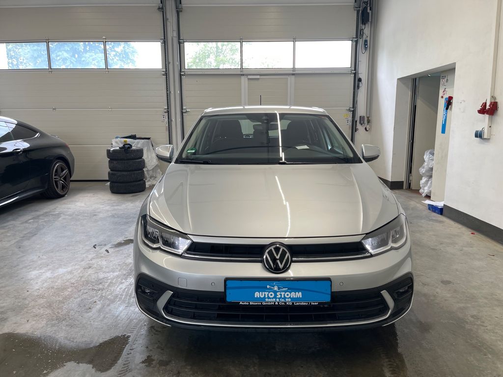 Volkswagen Polo 2023 г. Серебристый, пробег 42400 км